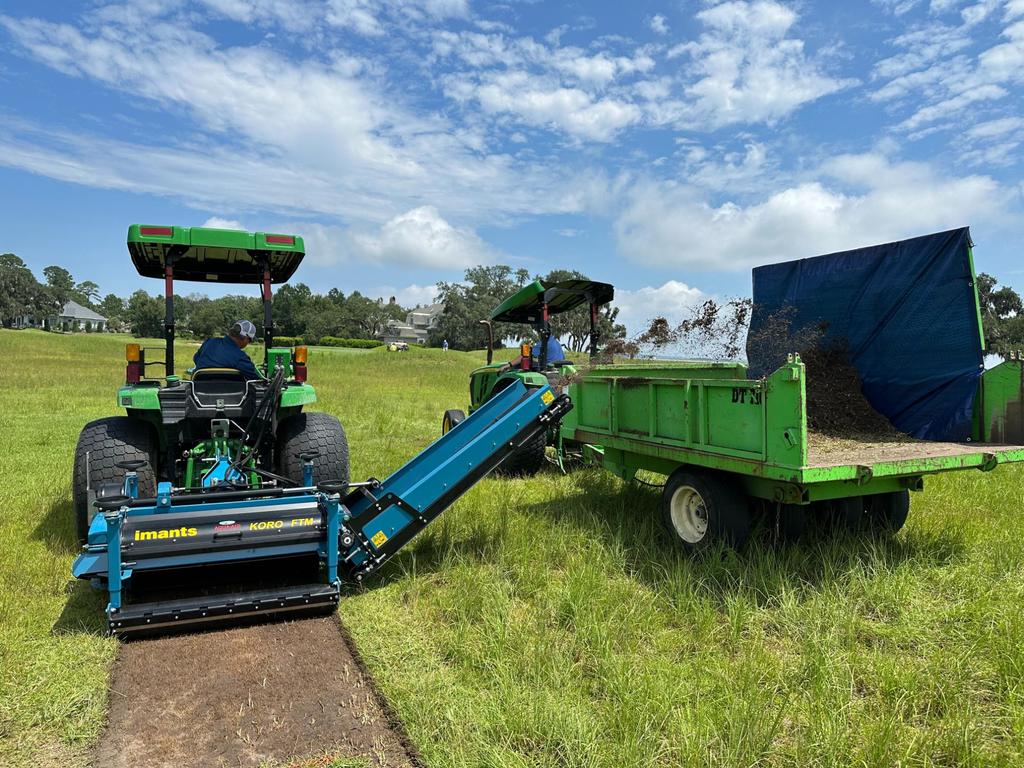 Imants ontwikkelt professionele groenlijn machines voor onderhoud en renovatie van sportvelden, stadions en golfbanen.